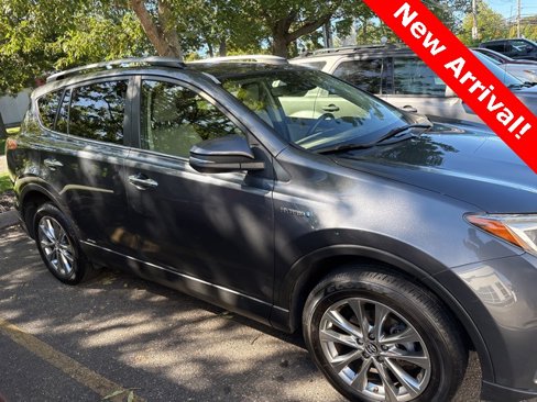 Used 2017 Toyota RAV4 Limited image 5