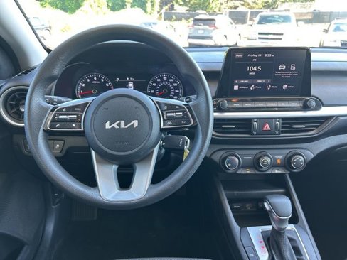 Used 2023 Kia Forte LXS image 14