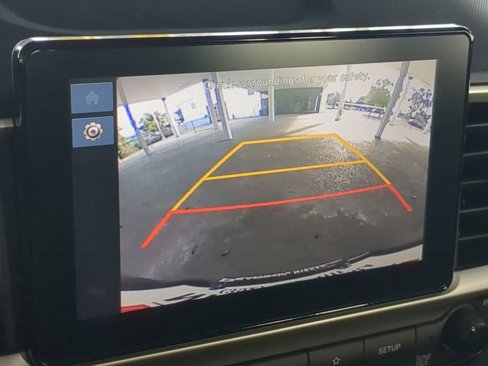 Used 2025 Hyundai Venue SEL image 21