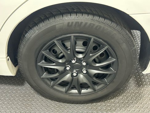 Used 2010 Toyota Camry image 20