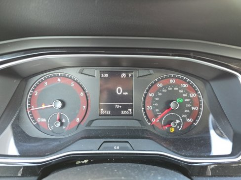 Used 2019 Volkswagen Jetta SE w/ Cold Weather Package image 17