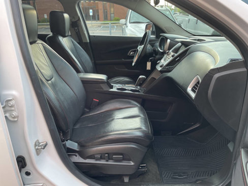 Used 2013 Chevrolet Equinox LTZ image 30
