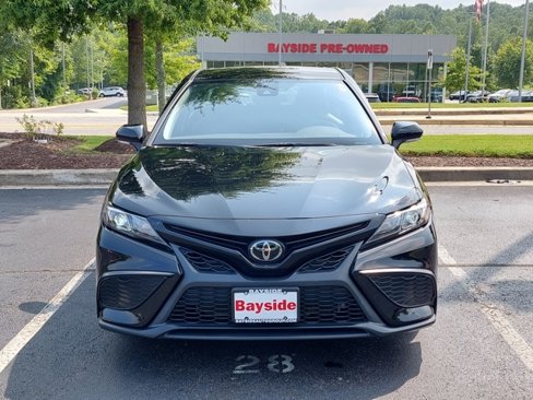 Used 2023 Toyota Camry SE image 5