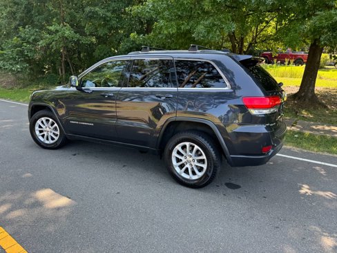 Used 2014 Jeep Grand Cherokee Laredo w/ 18" Wheel & 8.4" Radio Group image 10