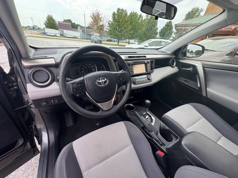 Used 2015 Toyota RAV4 XLE image 18