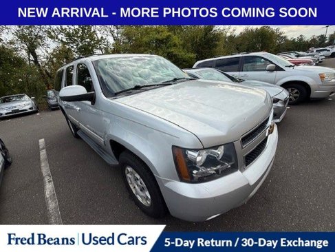 Used 2012 Chevrolet Suburban LT image 7