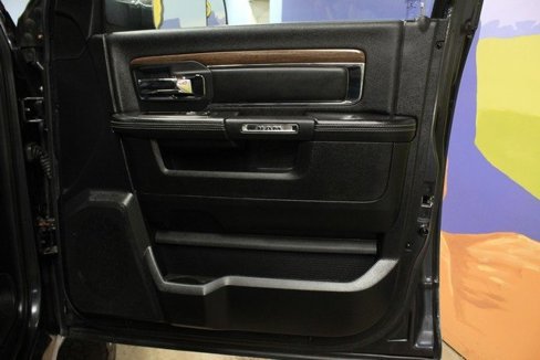 Used 2014 RAM 1500 Laramie image 9