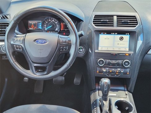 Used 2019 Ford Explorer XLT w/ Equipment Group 201A image 26