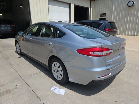 Used 2020 Ford Fusion S image 5