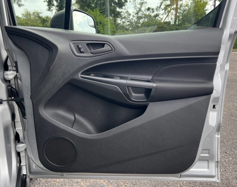 Used 2017 Ford Transit Connect XL image 15