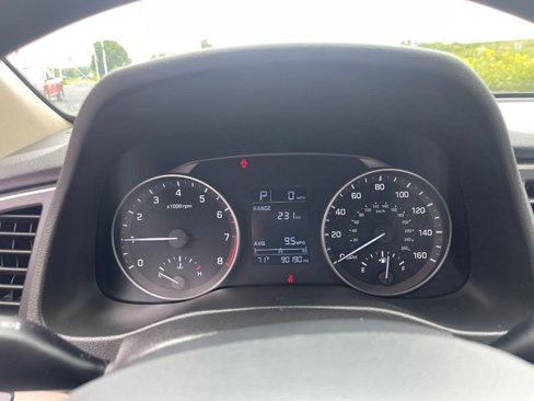 Used 2018 Hyundai Elantra SE image 23