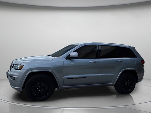 Used 2019 Jeep Grand Cherokee Altitude image 14