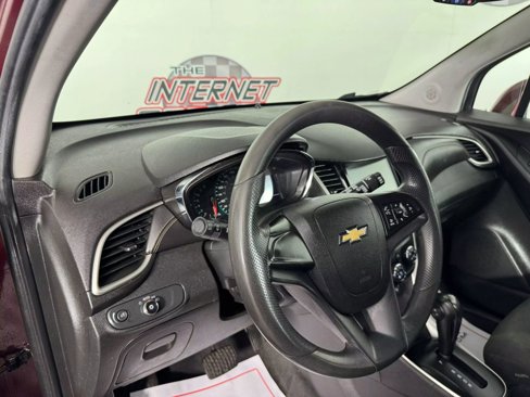 Used 2017 Chevrolet Trax LS image 10