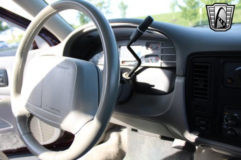 Used 1995 Chevrolet Impala SS image 16