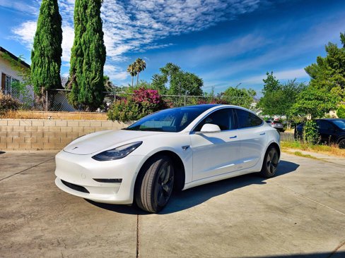 Used 2018 Tesla Model 3 Long Range image 2
