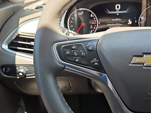 Used 2024 Chevrolet Malibu LT image 17