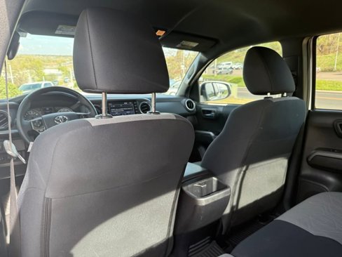 Used 2023 Toyota Tacoma TRD Sport image 21