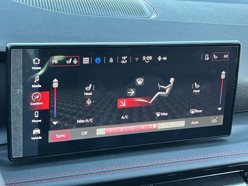 New 2024 Dodge Hornet GT w/ Tech Pack w/o Parking image 12