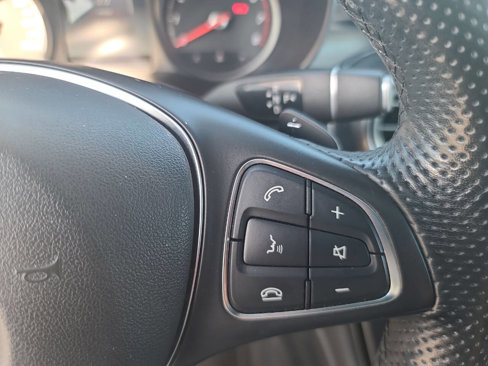 Used 2018 Mercedes-Benz GLC 300 4MATIC image 23