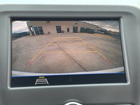 Used 2021 Chevrolet Equinox LS w/ LS Convenience Package image 23