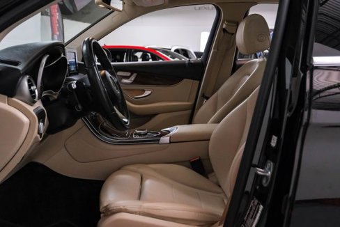 Used 2017 Mercedes-Benz GLC 300 w/ Premium 1 Package image 4