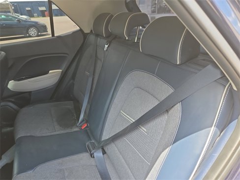 Used 2021 Hyundai Venue image 27