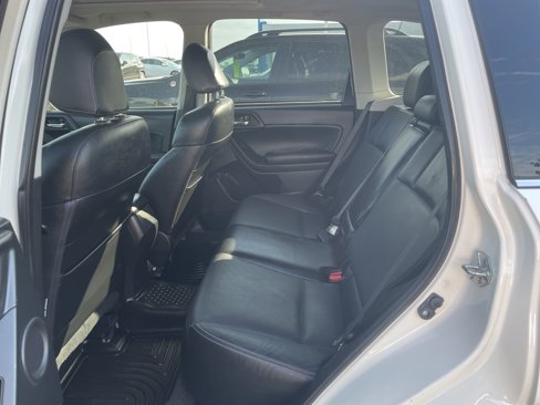 Used 2016 Subaru Forester 2.0XT Touring w/ Eyesight & Navigation System image 22
