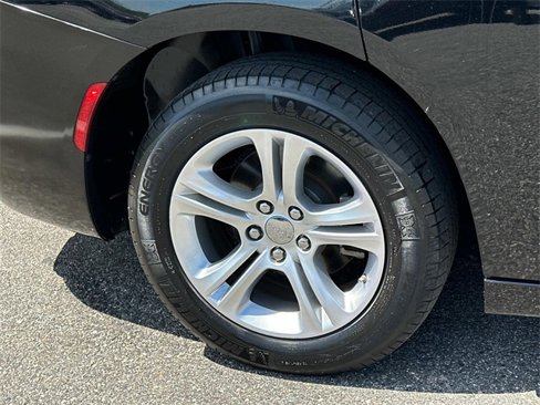 Used 2022 Dodge Charger SXT image 34