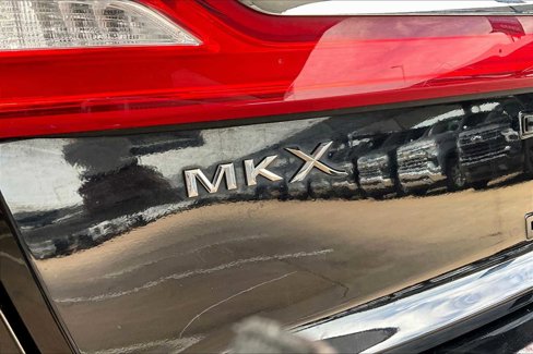 Used 2016 Lincoln MKX Reserve w/ Technology Package image 10
