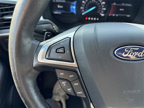Used 2015 Ford Edge SEL w/ Equipment Group 201A image 21
