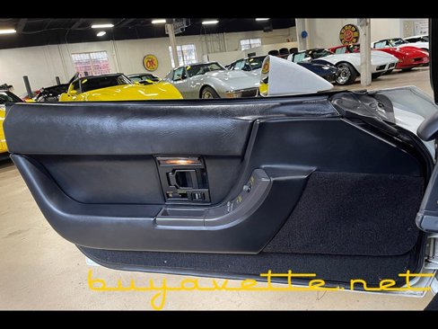 Used 1991 Chevrolet Corvette ZR1 image 21