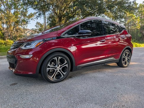 Used 2021 Chevrolet Bolt Premier w/ Infotainment Package image 4