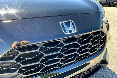 Used 2023 Honda HR-V LX image 32