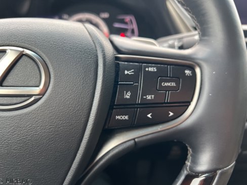 Used 2020 Lexus ES 350 w/ Premium Package image 18