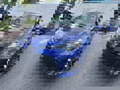 Used 2018 Toyota Corolla SE image 1