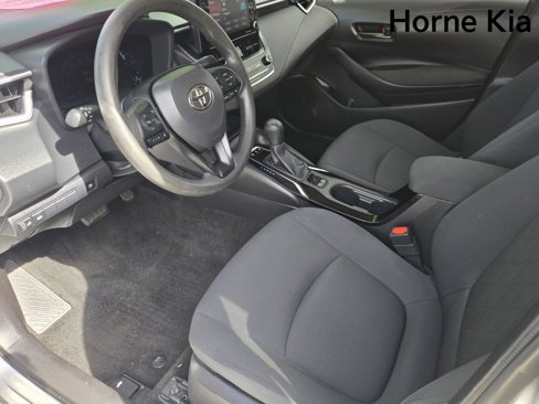 Used 2022 Toyota Corolla LE image 16