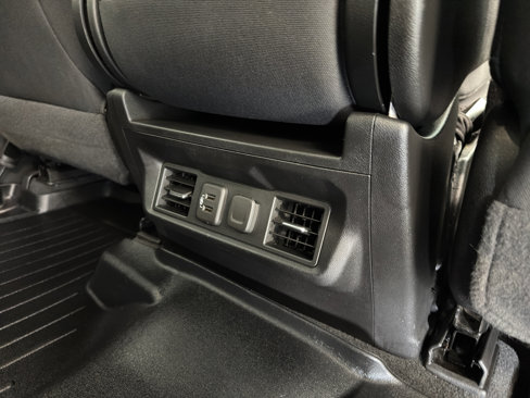 Used 2022 Chevrolet Silverado 1500 LT image 30