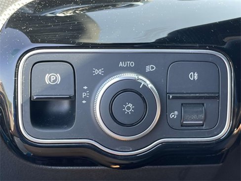 Certified 2025 Mercedes-Benz CLA 250 4MATIC image 20