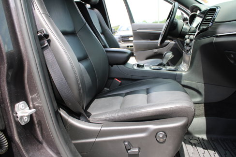 Used 2019 Jeep Grand Cherokee Limited image 18