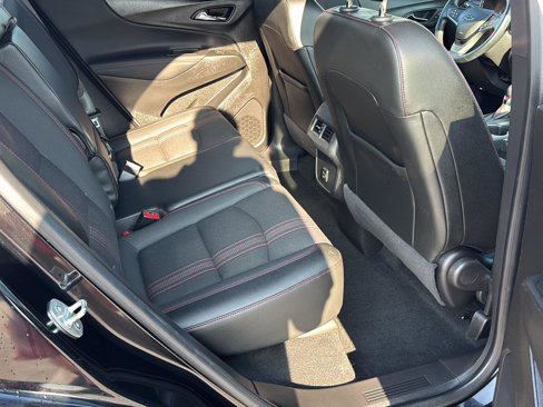 Used 2023 Chevrolet Equinox RS image 22