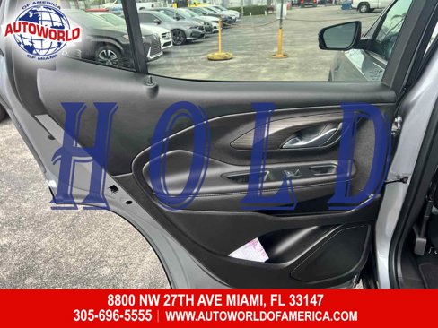 Used 2023 GMC Terrain SLT image 21