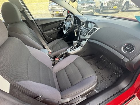 Used 2014 Chevrolet Cruze LT image 37