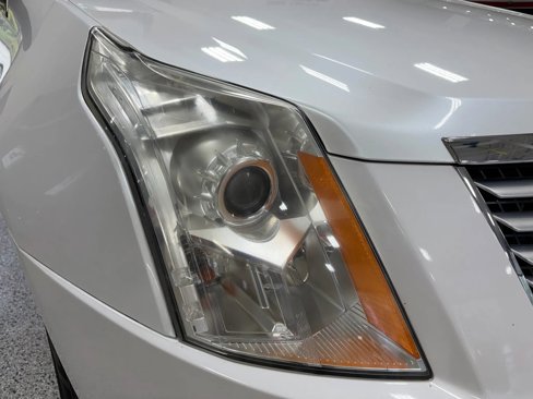 Used 2015 Cadillac SRX Luxury w/ Driver Awareness Package image 6
