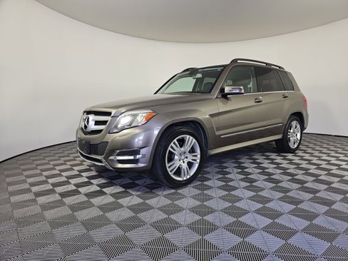 Used 2013 Mercedes-Benz GLK 350 4MATIC image 1