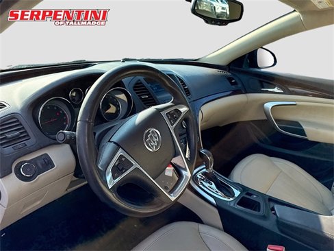 Used 2012 Buick Regal Leather image 9