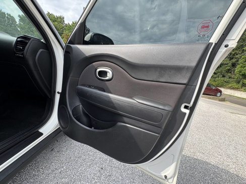 Used 2019 Kia Soul w/ Convenience Package image 27