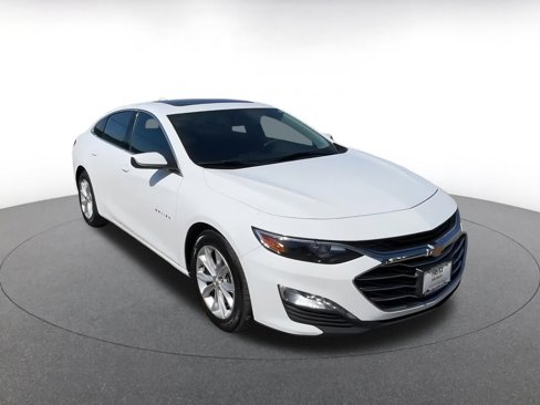 Used 2024 Chevrolet Malibu LT image 3