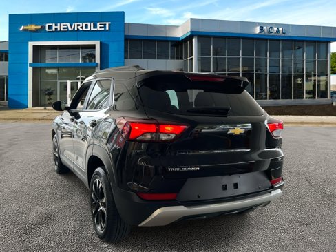 Used 2022 Chevrolet TrailBlazer LT w/ Convenience Package image 5