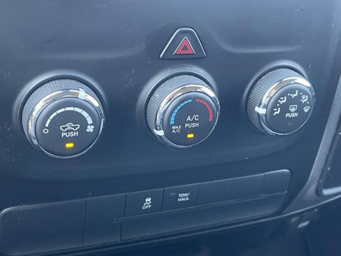 Used 2022 RAM 1500 Tradesman w/ Tradesman SXT Package image 18