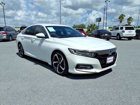 Used 2019 Honda Accord Sport image 2